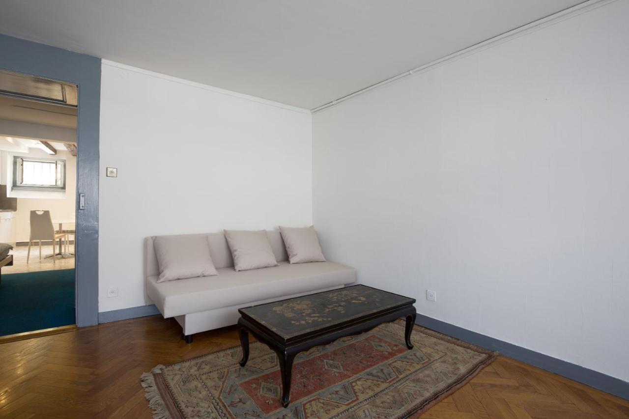 Il Giardino B Apartment *